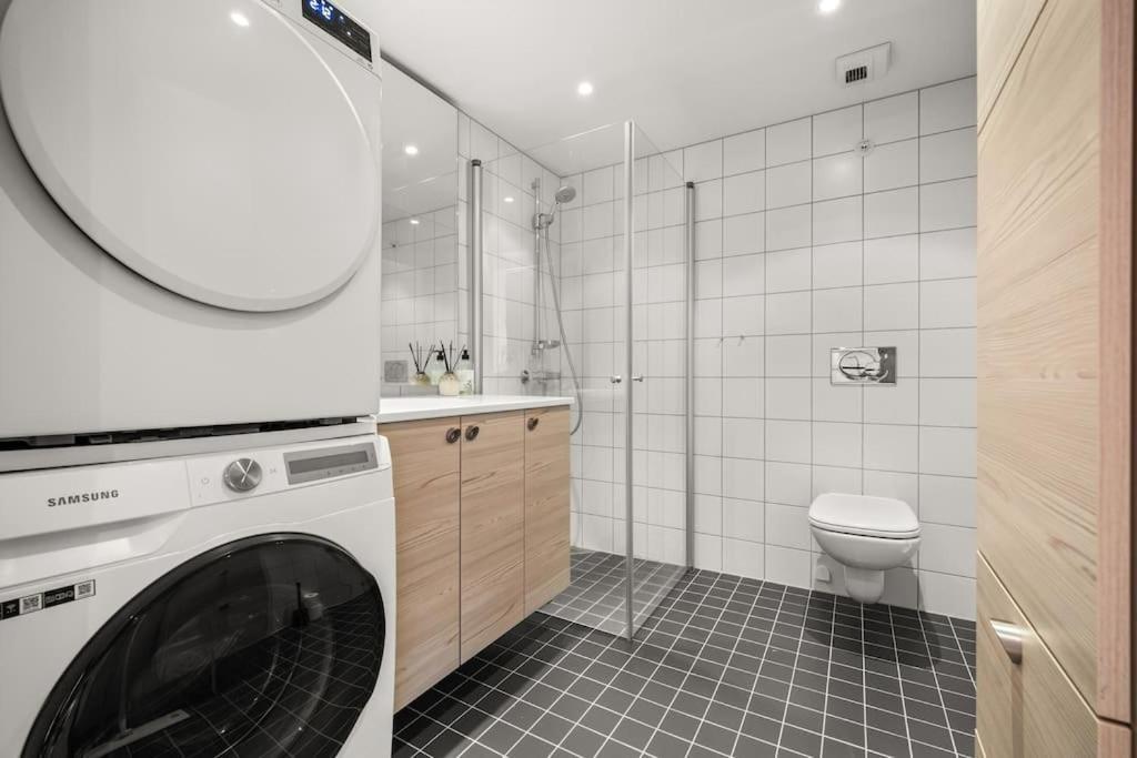 Luxury 2-Bedroom Apartment With Seaview In Oslo City Center Екстериор снимка