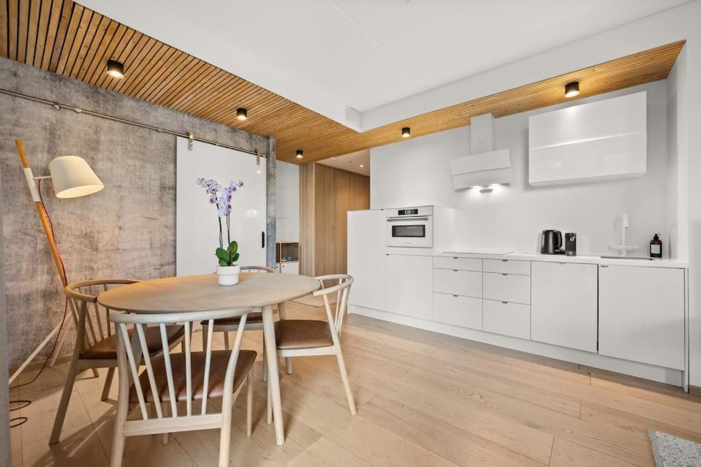 Luxury 2-Bedroom Apartment With Seaview In Oslo City Center Екстериор снимка
