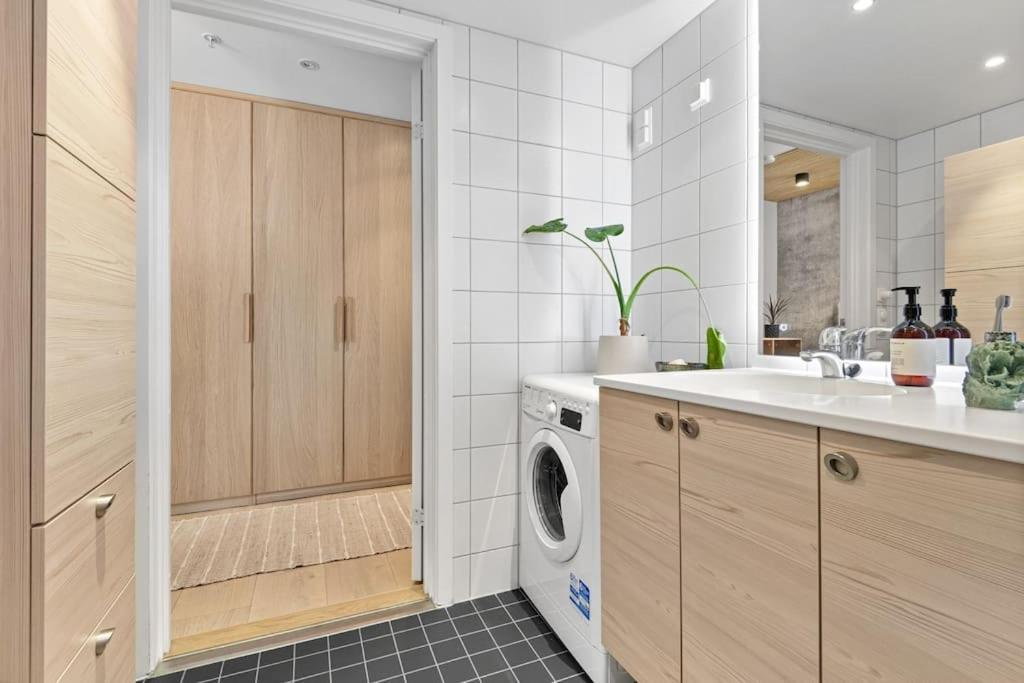 Luxury 2-Bedroom Apartment With Seaview In Oslo City Center Екстериор снимка